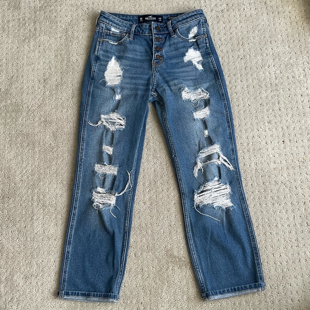 Hollister mid rise crop boyfriend jeans